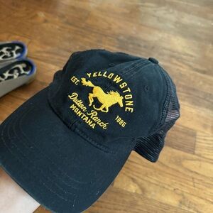 Yellowstone Black Cap BNWT